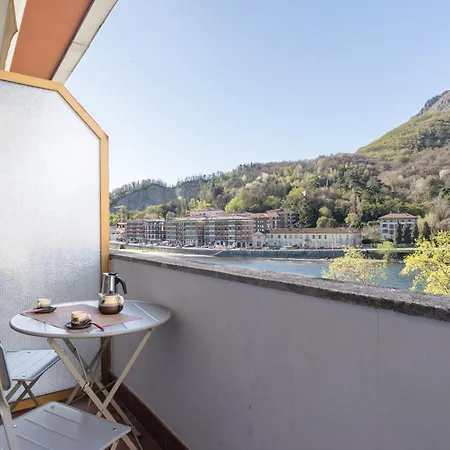 Appartamento Lakefront Retreat Lecco