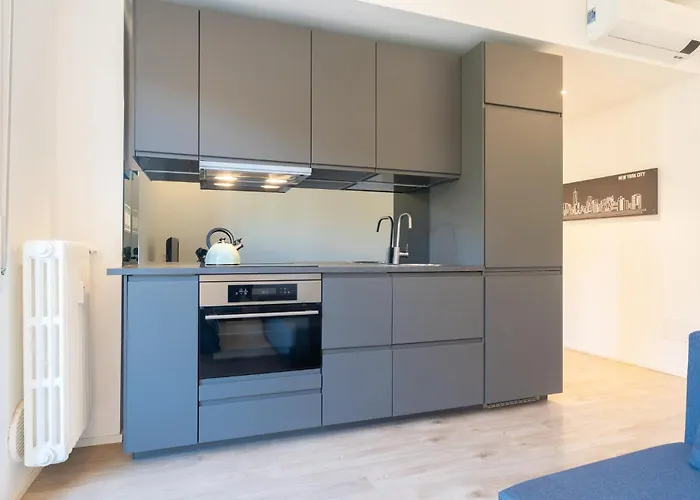 Apartament Lakefront Retreat Lecco
